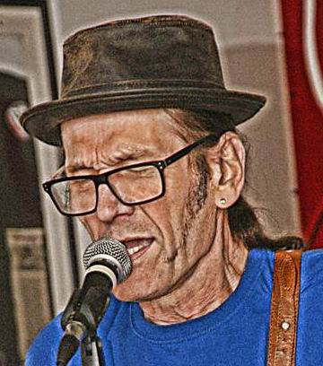 Peintre-sculpteur-musicien