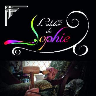 photo des mains de l'artiste en train de travailler